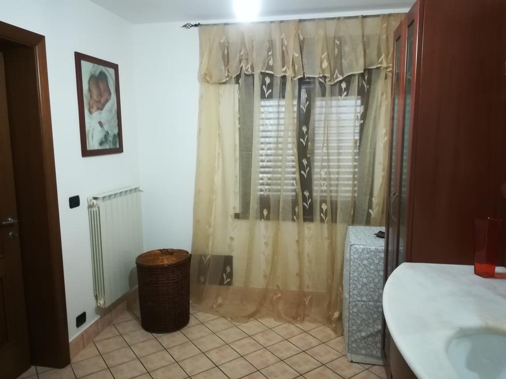Trilocale La Corte Montaquila Esterno foto